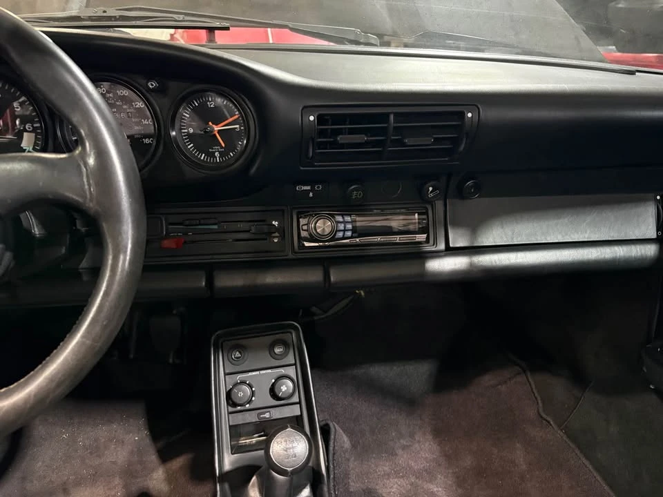 1988 Porsche 911 Carrera 3.2 - Image 7 of 9