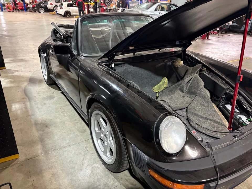 1988 Porsche 911 Carrera 3.2 - Image 4 of 9