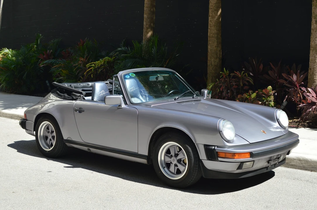 1988 Porsche 911 Carrera 3.2 - Image 9 of 31