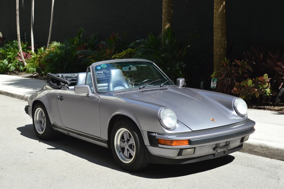 1988 Porsche 911 Carrera 3.2 - Image 11 of 31