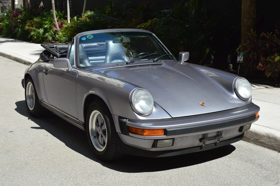 1988 Porsche 911 Carrera 3.2 - Image 13 of 31