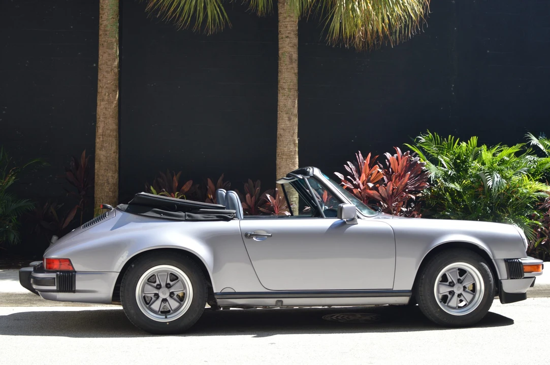 1988 Porsche 911 Carrera 3.2 - Image 2 of 31