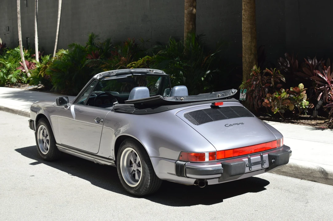 1988 Porsche 911 Carrera 3.2 - Image 26 of 31