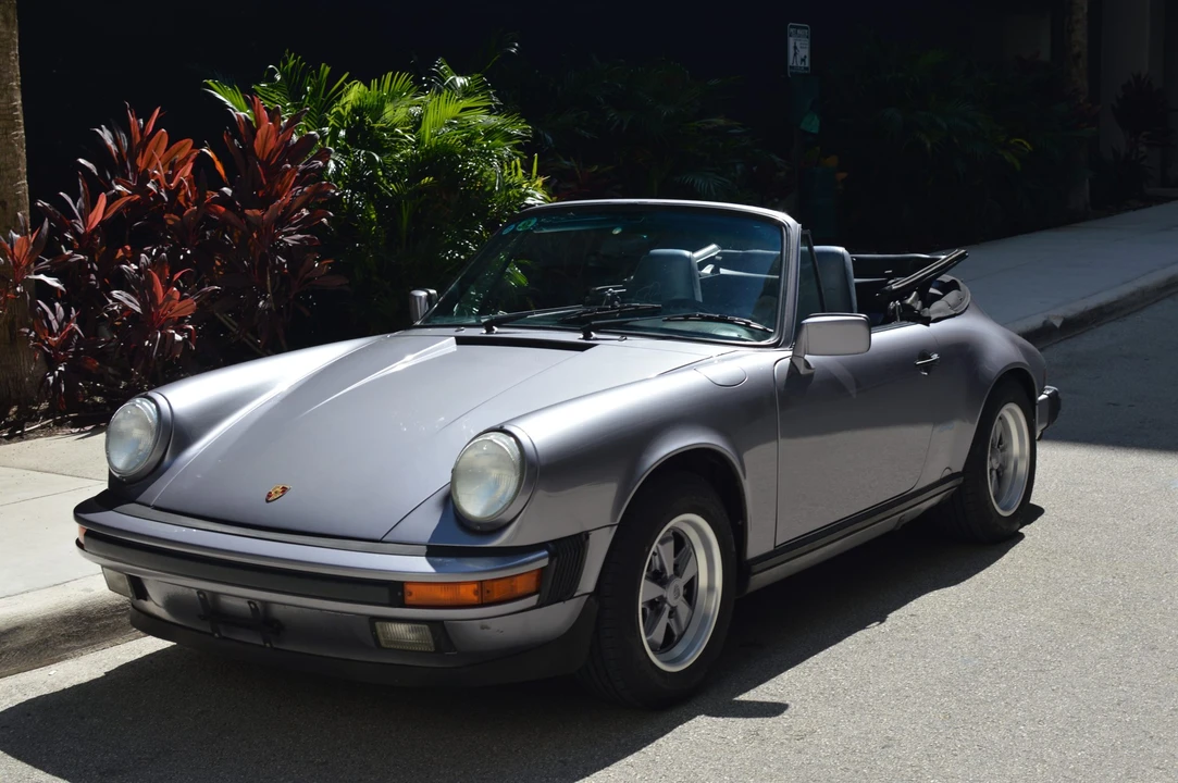 1988 Porsche 911 Carrera 3.2 - Image 14 of 31