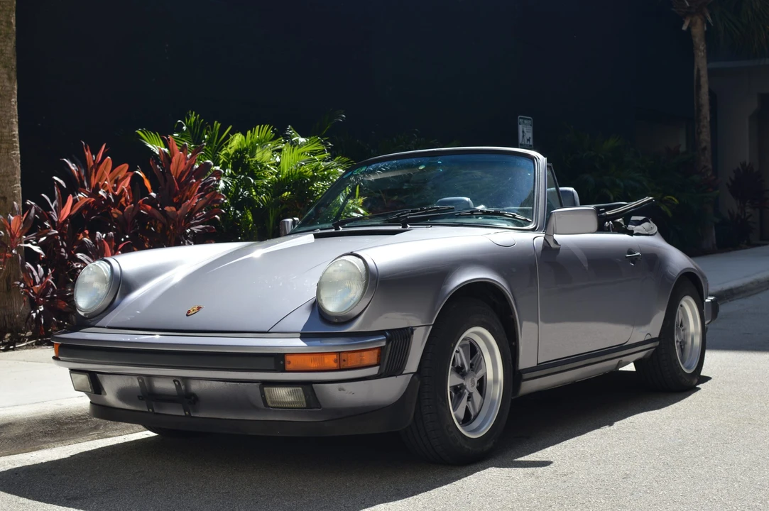 1988 Porsche 911 Carrera 3.2 - Image 15 of 31