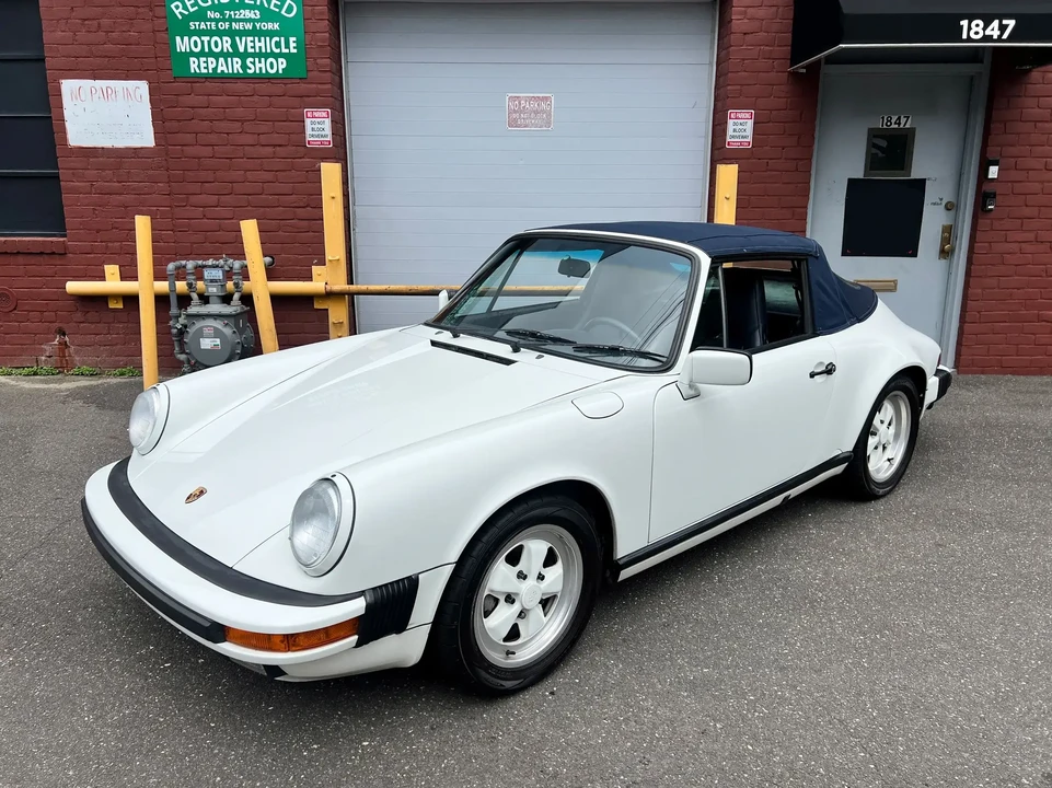 1988 Porsche 911 Carrera 3.2 - Image 3 of 6