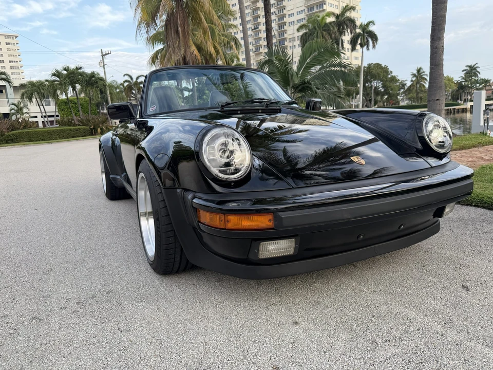1988 Porsche 911 Carrera 3.2 - Image 26 of 31