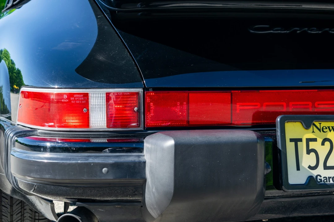 1988 Porsche 911 Carrera 3.2 - Image 30 of 31
