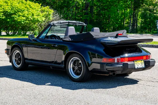 1988 Porsche 911 Carrera 3.2 - Image 4 of 31