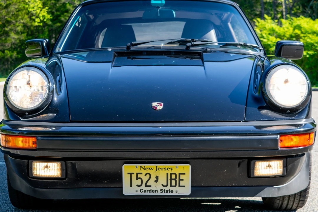 1988 Porsche 911 Carrera 3.2 - Image 17 of 31