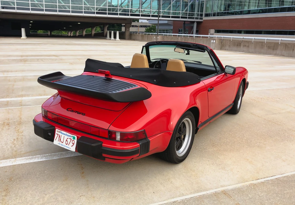 1988 Porsche 911 Carrera 3.2 - Image 17 of 31