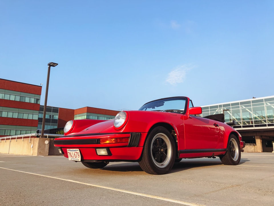 1988 Porsche 911 Carrera 3.2 - Image 5 of 31