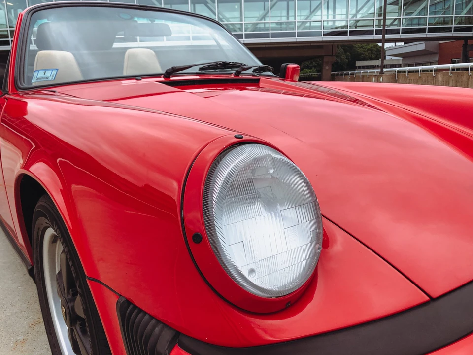 1988 Porsche 911 Carrera 3.2 - Image 25 of 31