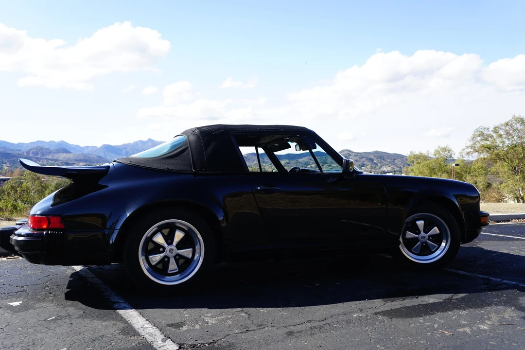 1988 Porsche 911 Carrera 3.2 - Image 26 of 31