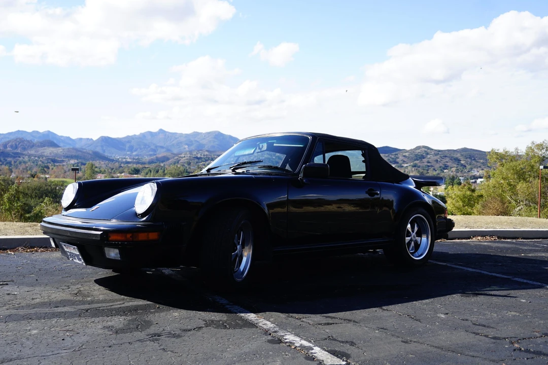 1988 Porsche 911 Carrera 3.2 - Image 24 of 31