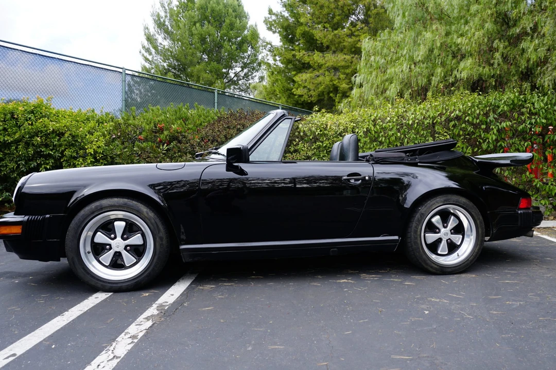 1988 Porsche 911 Carrera 3.2 - Image 17 of 31