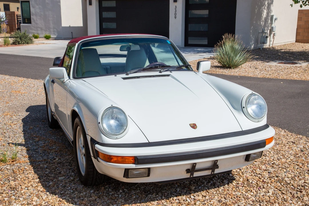 1988 Porsche 911 Carrera 3.2 - Image 12 of 31