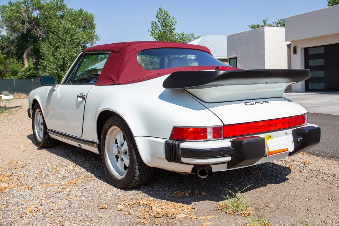 1988 Porsche 911 Carrera 3.2 - Image 16 of 31