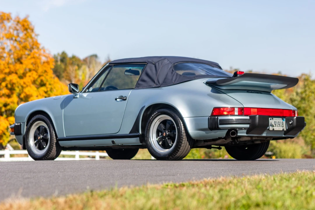 1988 Porsche 911 Carrera 3.2 - Image 15 of 31