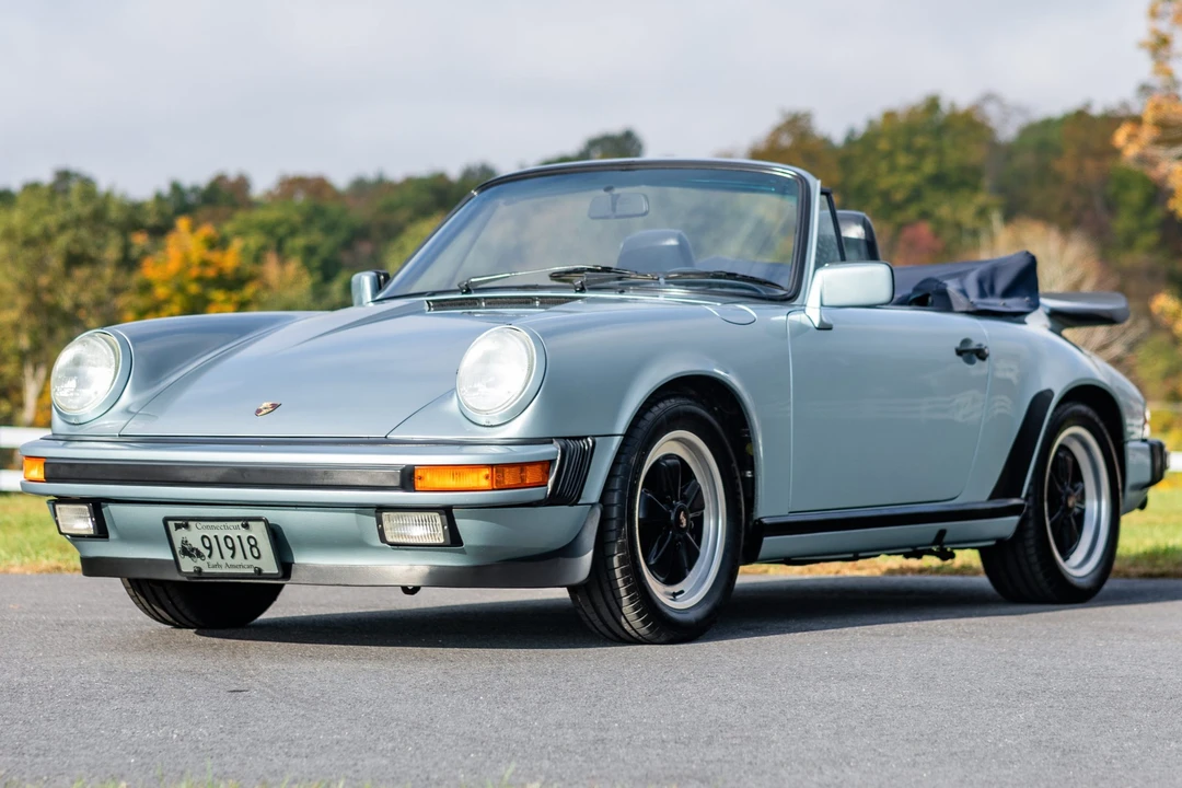 1988 Porsche 911 Carrera 3.2 - Image 9 of 31