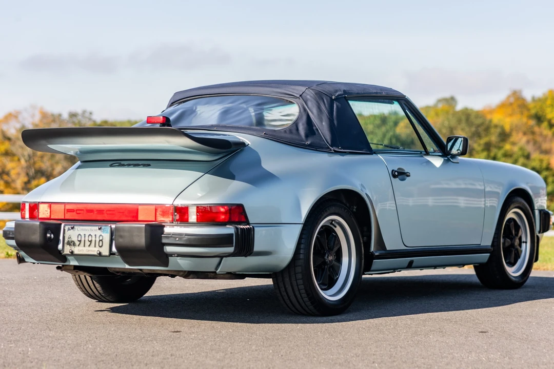 1988 Porsche 911 Carrera 3.2 - Image 13 of 31