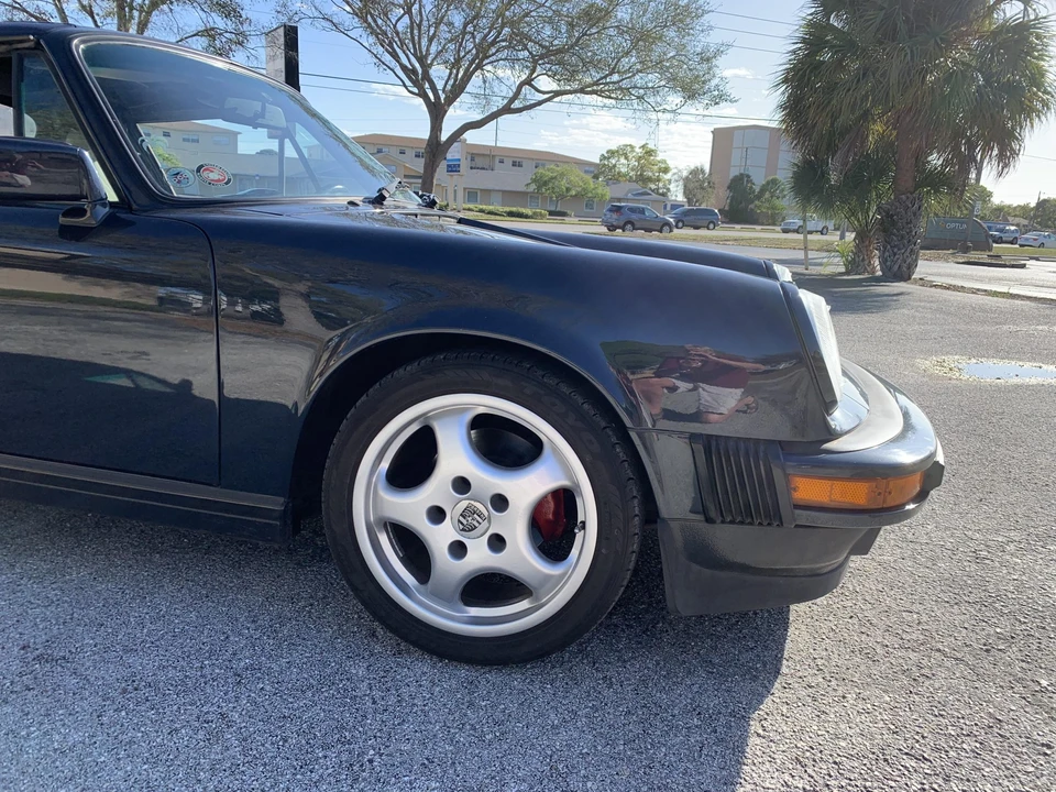 1988 Porsche 911 Carrera 3.2 - Image 28 of 31