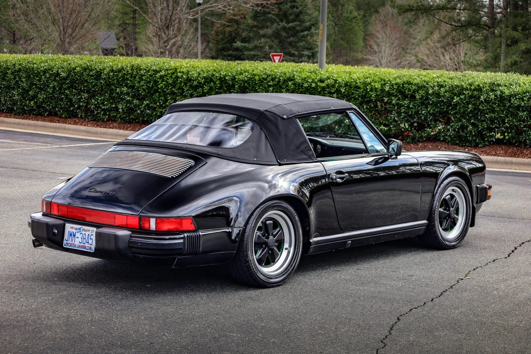 1988 Porsche 911 Carrera 3.2 - Image 9 of 31