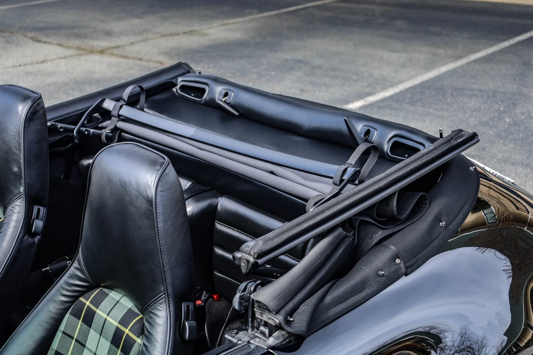 1988 Porsche 911 Carrera 3.2 - Image 20 of 31