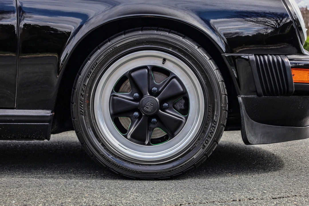 1988 Porsche 911 Carrera 3.2 - Image 28 of 31