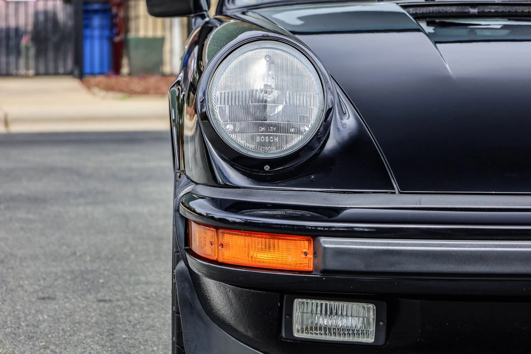 1988 Porsche 911 Carrera 3.2 - Image 15 of 31