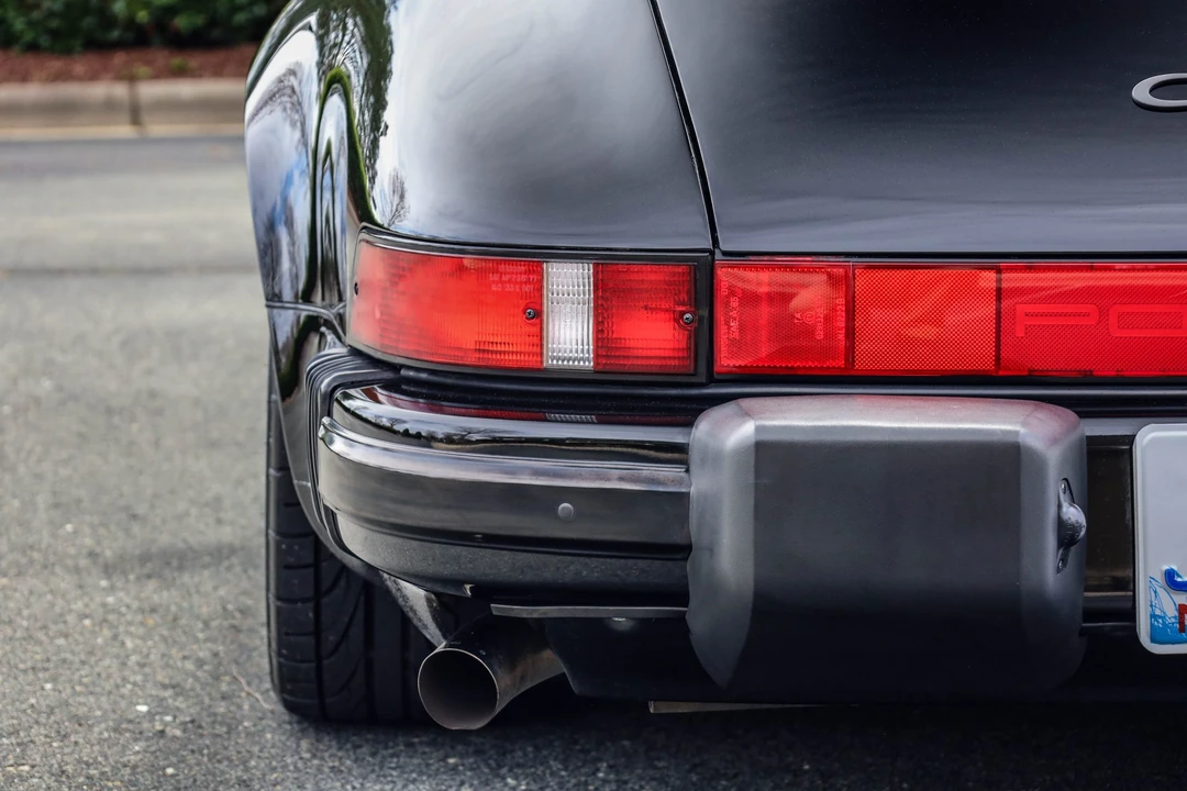 1988 Porsche 911 Carrera 3.2 - Image 23 of 31