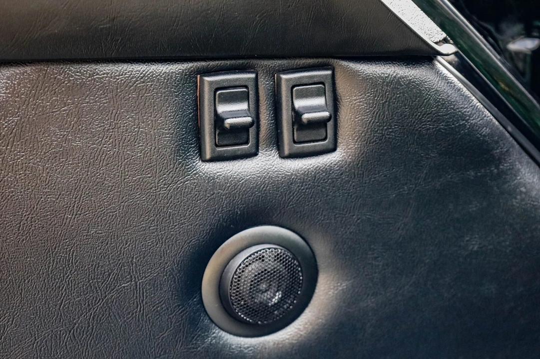 1988 Porsche 911 Carrera 3.2 - Image 29 of 31