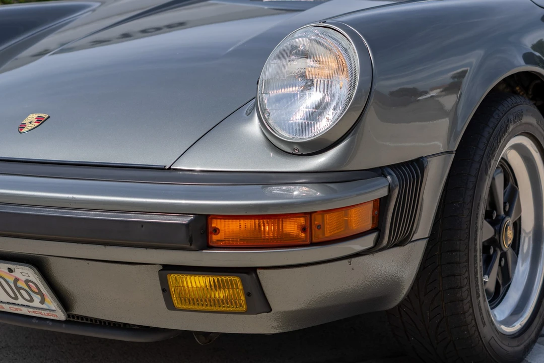 1988 Porsche 911 Carrera 3.2 - Image 21 of 31