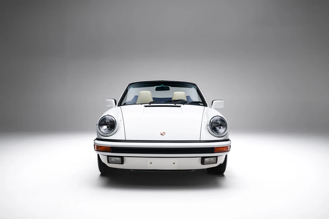 1988 Porsche 911 Carrera 3.2 - Image 6 of 31