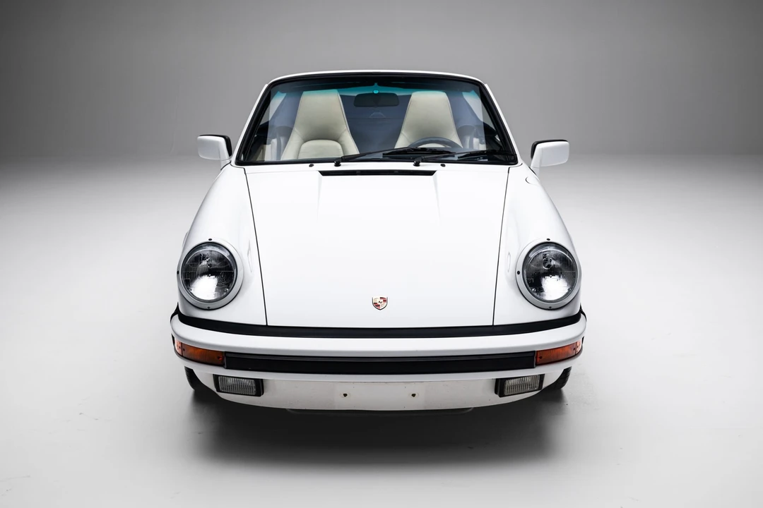 1988 Porsche 911 Carrera 3.2 - Image 9 of 31