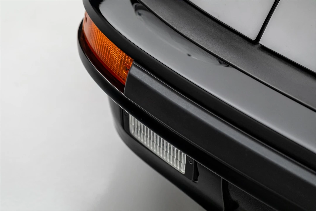 1988 Porsche 911 Carrera 3.2 - Image 25 of 31