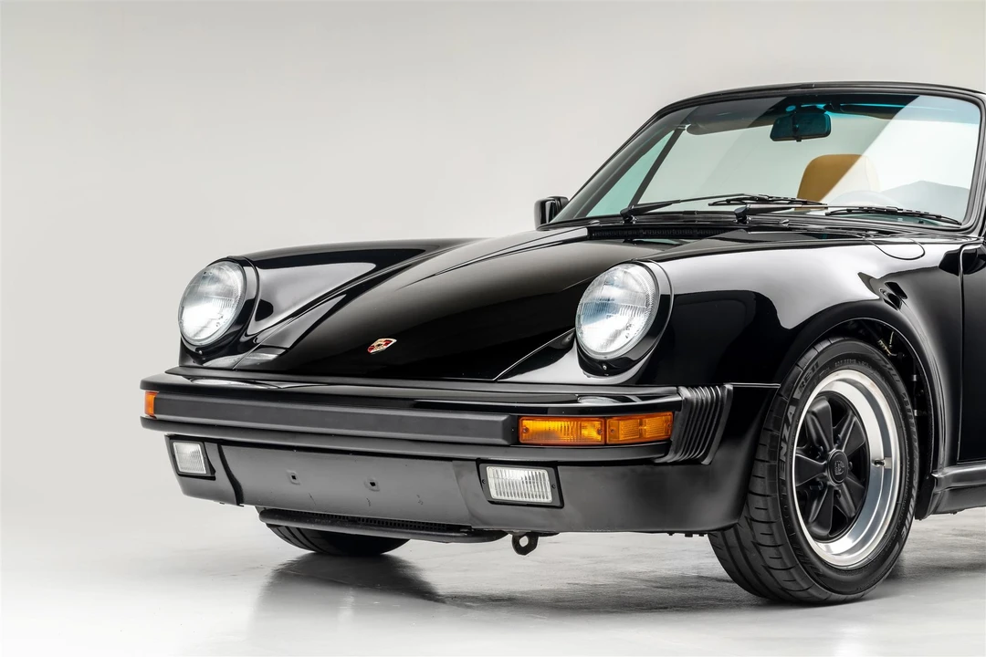 1988 Porsche 911 Carrera 3.2 - Image 21 of 31