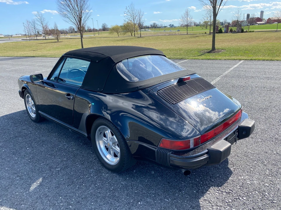 1988 Porsche 911 Carrera 3.2 - Image 22 of 31