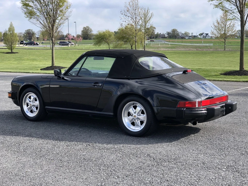 1988 Porsche 911 Carrera 3.2 - Image 20 of 31