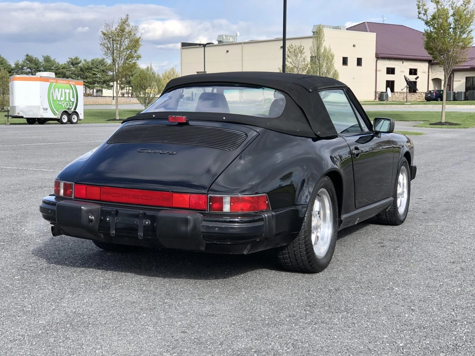 1988 Porsche 911 Carrera 3.2 - Image 25 of 31