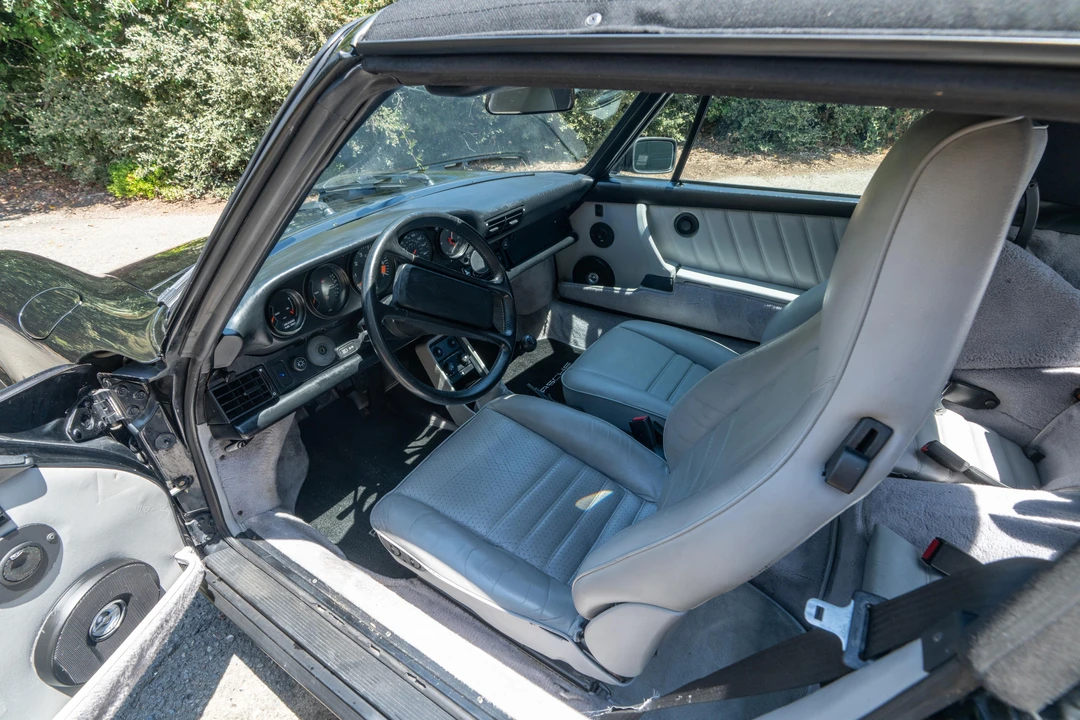 1988 Porsche 911 Carrera 3.2 - Image 30 of 31