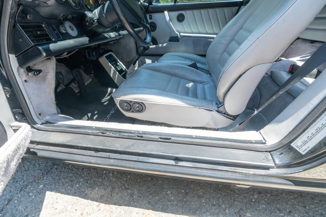 1988 Porsche 911 Carrera 3.2 - Image 26 of 31
