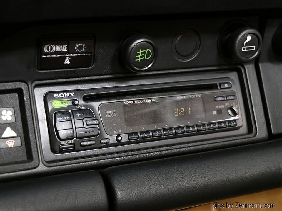 1988 Porsche 911 Carrera 3.2 - Image 27 of 31