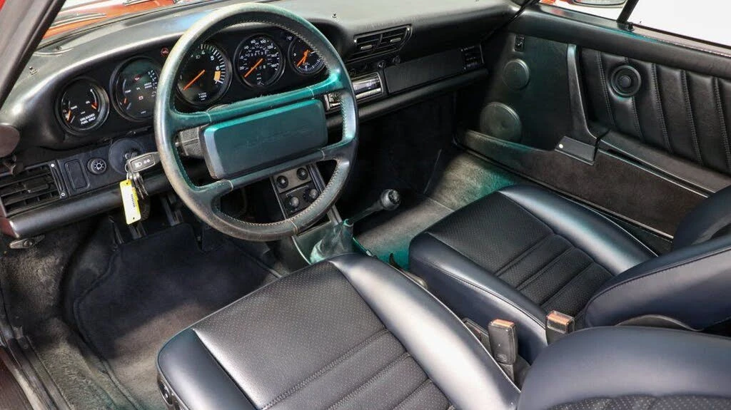 1988 Porsche 911 Carrera 3.2 - Image 4 of 31