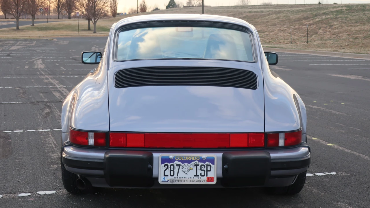 1988 Porsche 911 Carrera 3.2 - Image 6 of 31