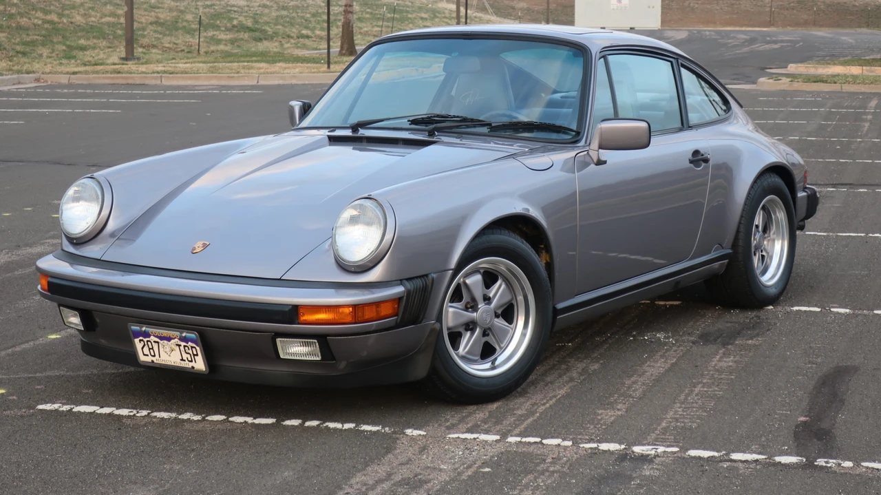 1988 Porsche 911 Carrera 3.2 - Image 2 of 31