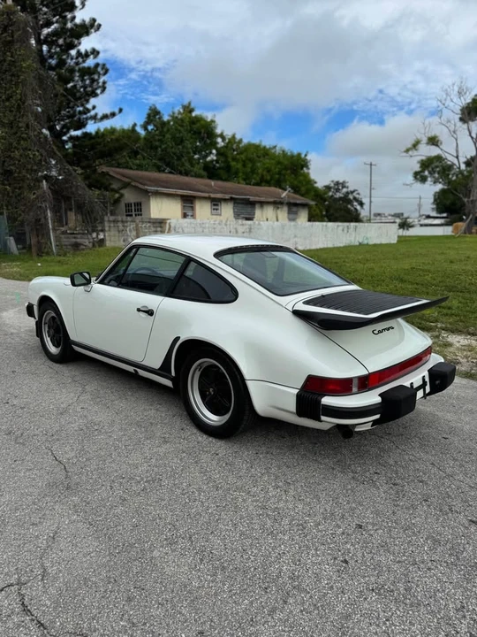 1988 Porsche 911 Carrera 3.2 - Image 10 of 13