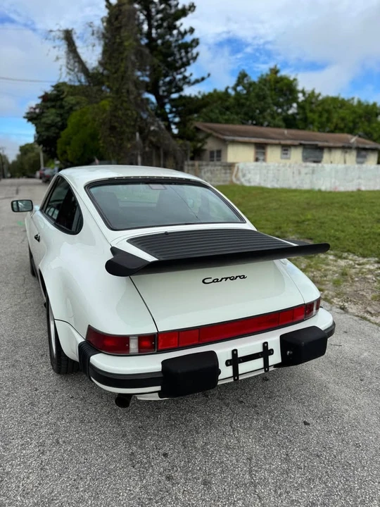 1988 Porsche 911 Carrera 3.2 - Image 9 of 13
