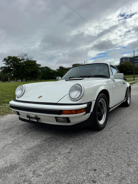 1988 Porsche 911 Carrera 3.2 - Image 12 of 13