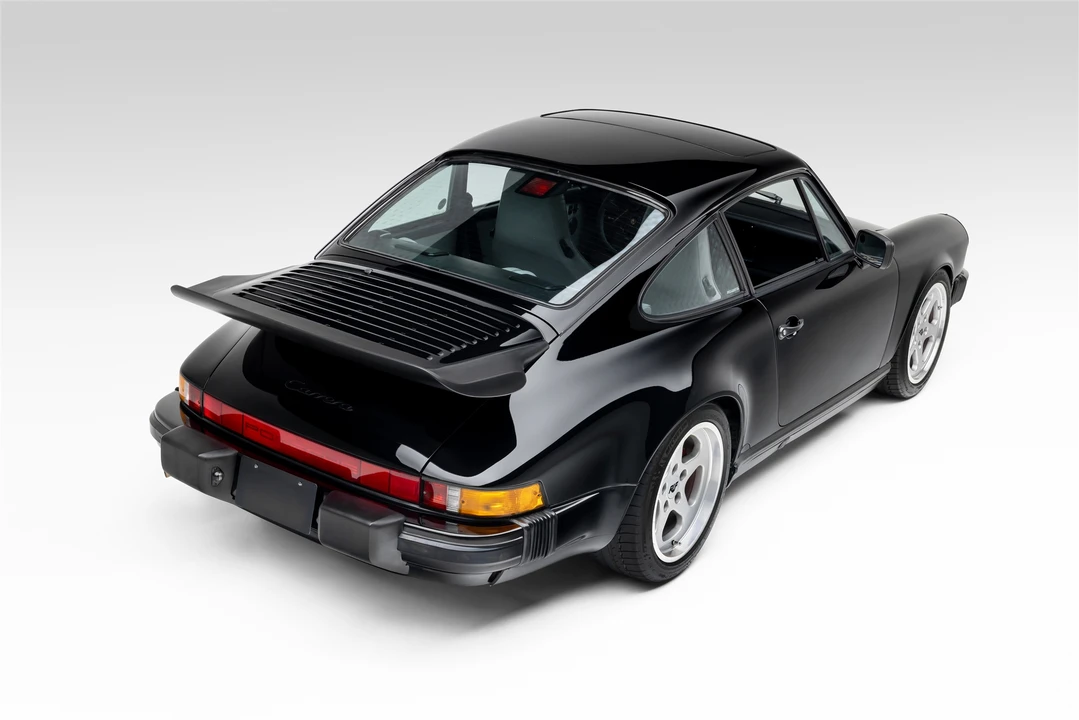 1988 Porsche 911 Carrera 3.2 - Image 17 of 31